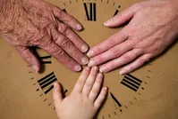 سن بازنشستگی چند سال تعیین می‌شود؟