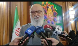 چمران: درخواست استیضاح شهردار تهران خلاف قانون نیست