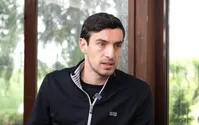 مدافع پرسپوليس نزدیک‌تر‌ به رویای تاریخی