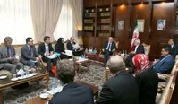 ظریف: فرانسه را به عنوان یک شریک مهم اقتصادی و سیاسی تلقی می کنیم