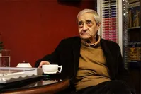 متنی به بهانه بیماری احمدرضا احمدی