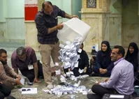 نتایج یک نظرسنجی جدید درباره انتخابات ریاست جمهوری؛ پزشکیان (حدود ۵۰ درصد) همچنان از جلیلی (حدود ۴۴ درصد) جلوتر است!