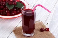 دیابتی‌ها برای کنترل قند و سلامت قلب آب آلبالو بخورند