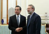 نخستین دیدار وزیر خارجه چین در تهران با لاریجانی درباره قرارداد ۲۵ ساله