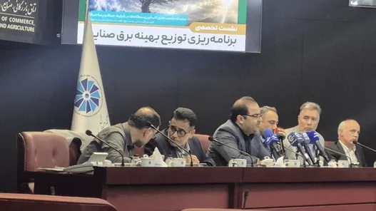 سونامی بیکاری ۷۰۰ هزار نفری در پی ناترازی برق صنایع