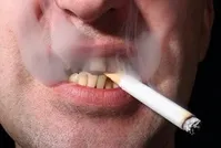 دخانیات و الکل از علل اصلی سرطان‌های دهان