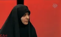 خانم مجری، حرف شاه را تکرار نکنید!