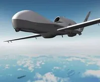 انور قرقاش به پرواز پهپاد آمریکایی از خاک امارات اعتراف کرد