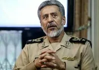 رئیس ستاد ارتش: کرونا را در ۲۹ دی‌ماه پیش‌بینی کردیم/ ۱۲۰ پایور و ۴۰ سرباز به کرونا مبتلا شدند