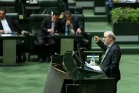 وزیر بهداشت: نمی‌توان تولید و صنعت را تعطیل کرد/ آنچه درباره کرونا اتفاق افتاد را نباید در جلسه علنی گفت/ تا پایان اردیبهشت کرونا را مهار می‌کنیم