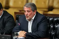 انتقاد از دوگانگی در صحبت‌های مسئولان ارشد درخصوص کرونا و بلاتکلیفی مردم
