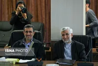 تصویر/ خنده احمدی‌نژاد و سعید جلیلی در جلسه مجمع