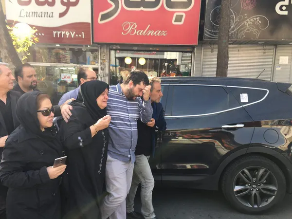 بازماندگان منصورپورحيدري؛ علي فرزند پسر و خانم شجاعي همسر ايشان . عسل ديگر فرزند پورحيدري در آمريكاست.