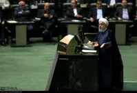 روحانی: چه شد که عده‌ای جرات کردند رییس‌جمهور ملت را تهدید به مرگ کنند؟! تاریخ تغییر شرایط کشور و دلیل خروج ترامپ از برجام، حوادث ۵ دی ۹۶ بود| اگر تهدید به ترور شوم مهم نیست| اگر وحدت داشته باشیم، در فیضیه انقلاب، آب به آسیاب دشمن نمی‌ریزند!
