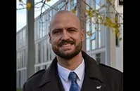 کاهش تعهدات برجامی ایران واکنشی به فشارها است/ ترامپ نمی‌تواند همزمان تهدید کند و مذاکره بخواهد/ غرب بپذیرد که خاورمیانه به حضور آنها نیاز ندارد