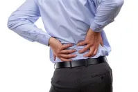چرا بعد از غذا خوردن کمردرد می‌گیریم؟
