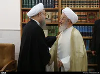 آیت‌الله مکارم‌شیرازی خطاب به روحانی: شما رئیس‌جمهور موفقی هستید/برخی به دنبال مایوس کردن مردم هستند