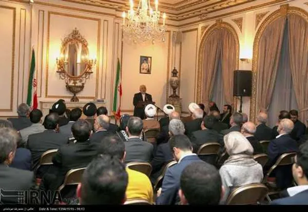 با روسای نهادهای ایرانی و ایرانیان مقیم انگلیس
