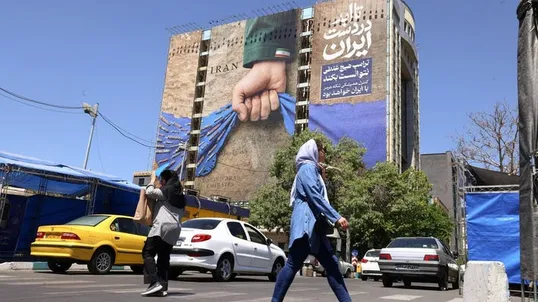 روز ۹۴ جنگ | واکنش مقامات ایران به حملات شدید اسرائیل علیه حزب الله لبنان | حمله موشکی و پهپادی سپاه به کویت و اربیل | انفجار در قشم و سیریک