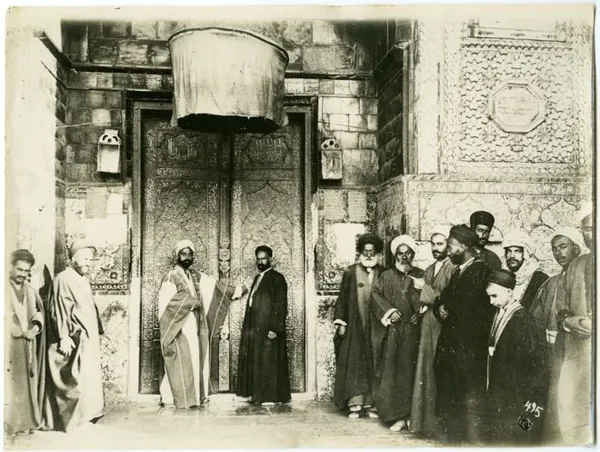 مردان در کربلا؛ آنتوان سوروگین، حدود ١٩٠٠

