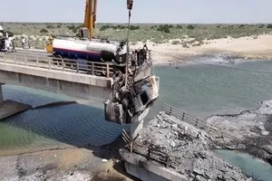مردم از تردد غیر ضرور در جاده‌های هرمزگان خودداری کنند
