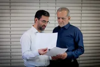آذری جهرمی: پزشکیان قانون تابعیت فرزندان را برای اعضا هیئت دولت اجراکند