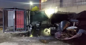 انفجار کارگاه در بزرگراه آزادگان / یک کارگر جان باخت