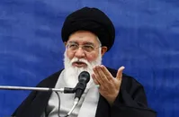 علم الهدی: گرانی که ۱۰۰ روزه حل نمی‌شود/ مشکل از مسئولان ارشد نظام نیست، عامل اصلی بدنه سنگین دولت است!