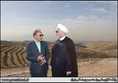 روحانی و درختکاری