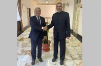 باقری: آمریکا نمی‌تواند برای ایران که عضو برجام است، قید و شرط تعیین کند