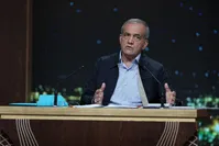 واکنش پزشکیان به سخنان جلیلی درباره دانشجویان: در همین دولت دانشجویان را اخراج کردند